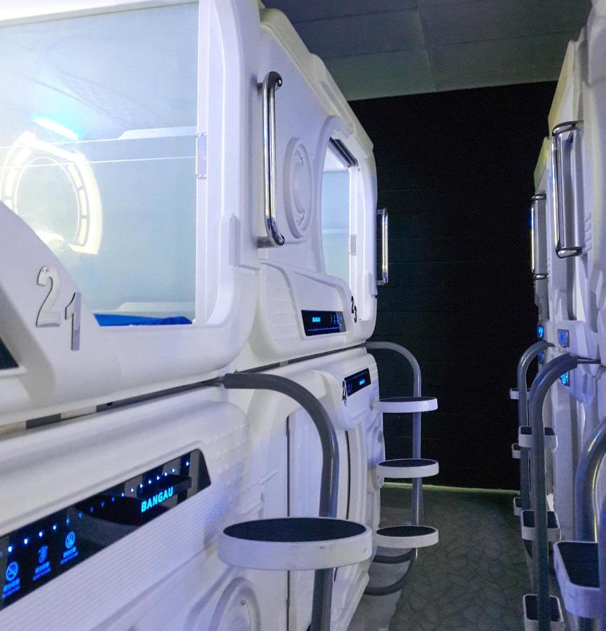 Bangau - Short Term Rest Area Capsule Hotel Sepang Esterno foto